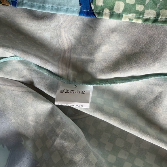 Colorful Peacock Print Set - Picture 7 of 7